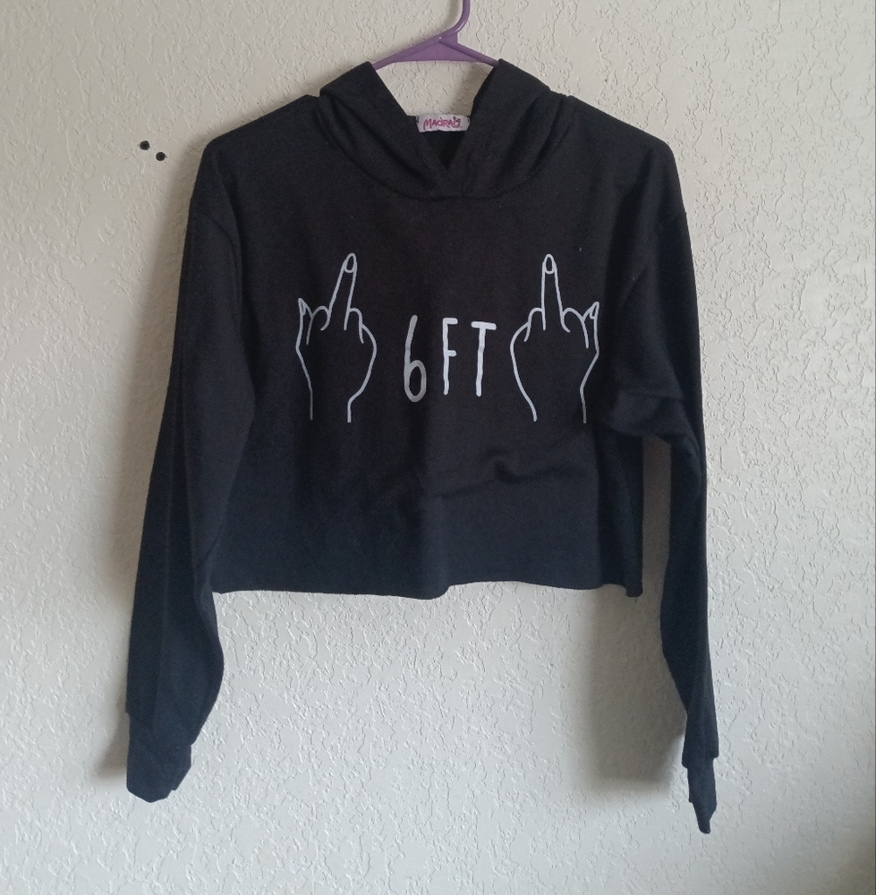 Madrag Black Cropped Hoodie